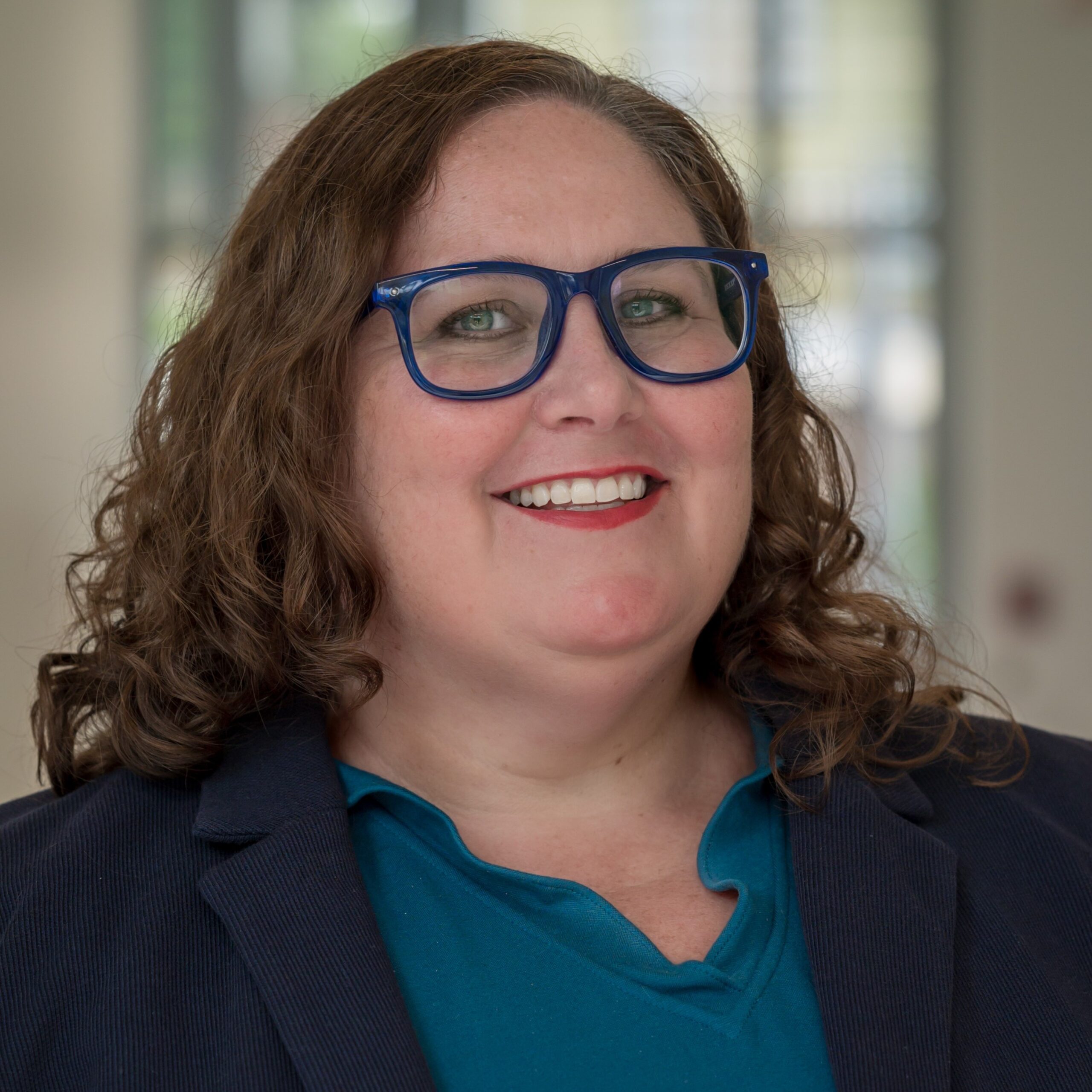 Rachel Ezzo Headshot